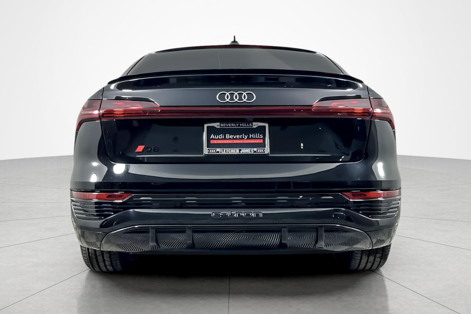 2024 Audi Q8 E-tron line Premium Plus photo 4