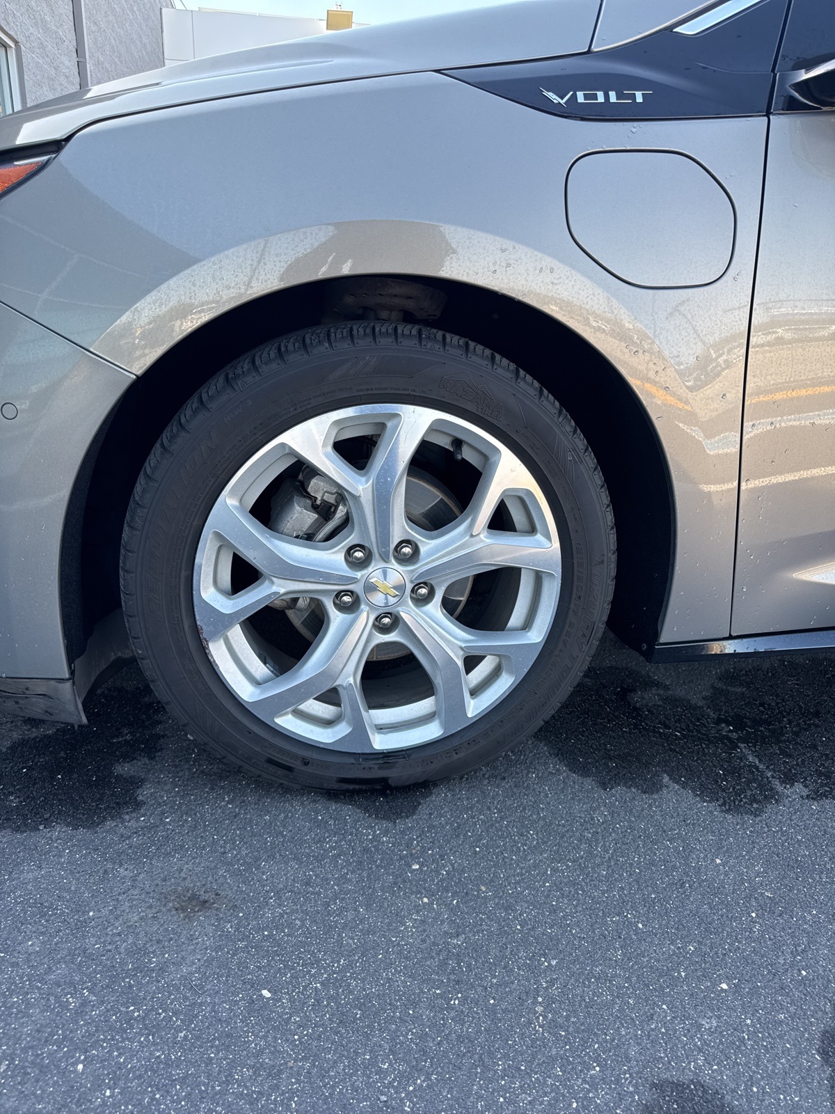 2017 Chevrolet Volt Premier photo 22