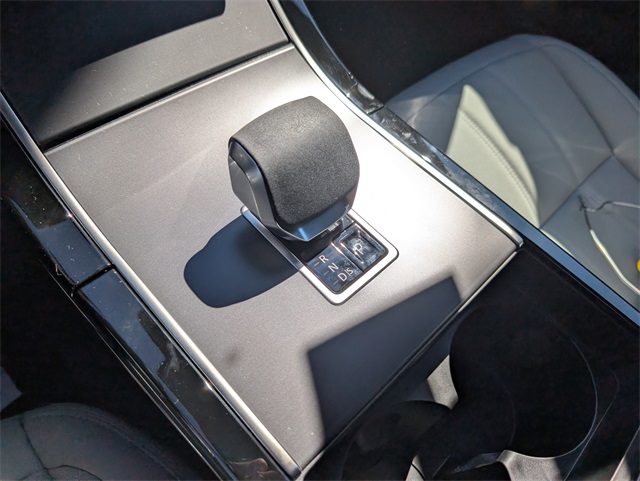 2026 Land Rover Range Rover Evoque S photo 11