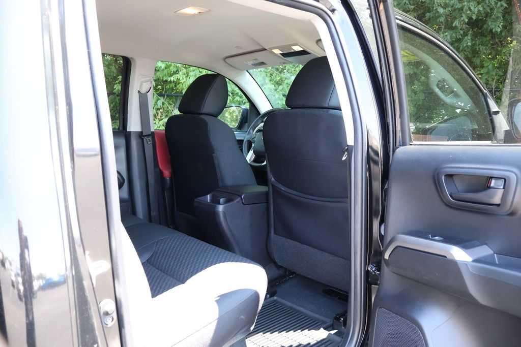 2023 Toyota Tacoma SR5 photo 42