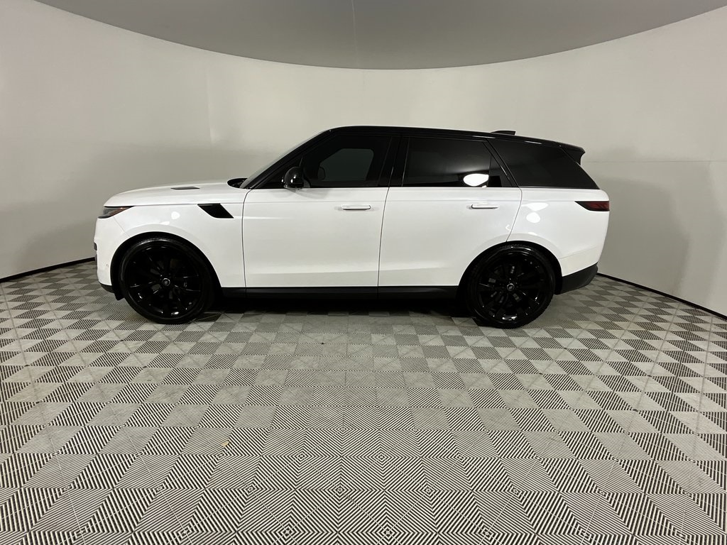2024 Land Rover Range Rover Sport SE photo 2