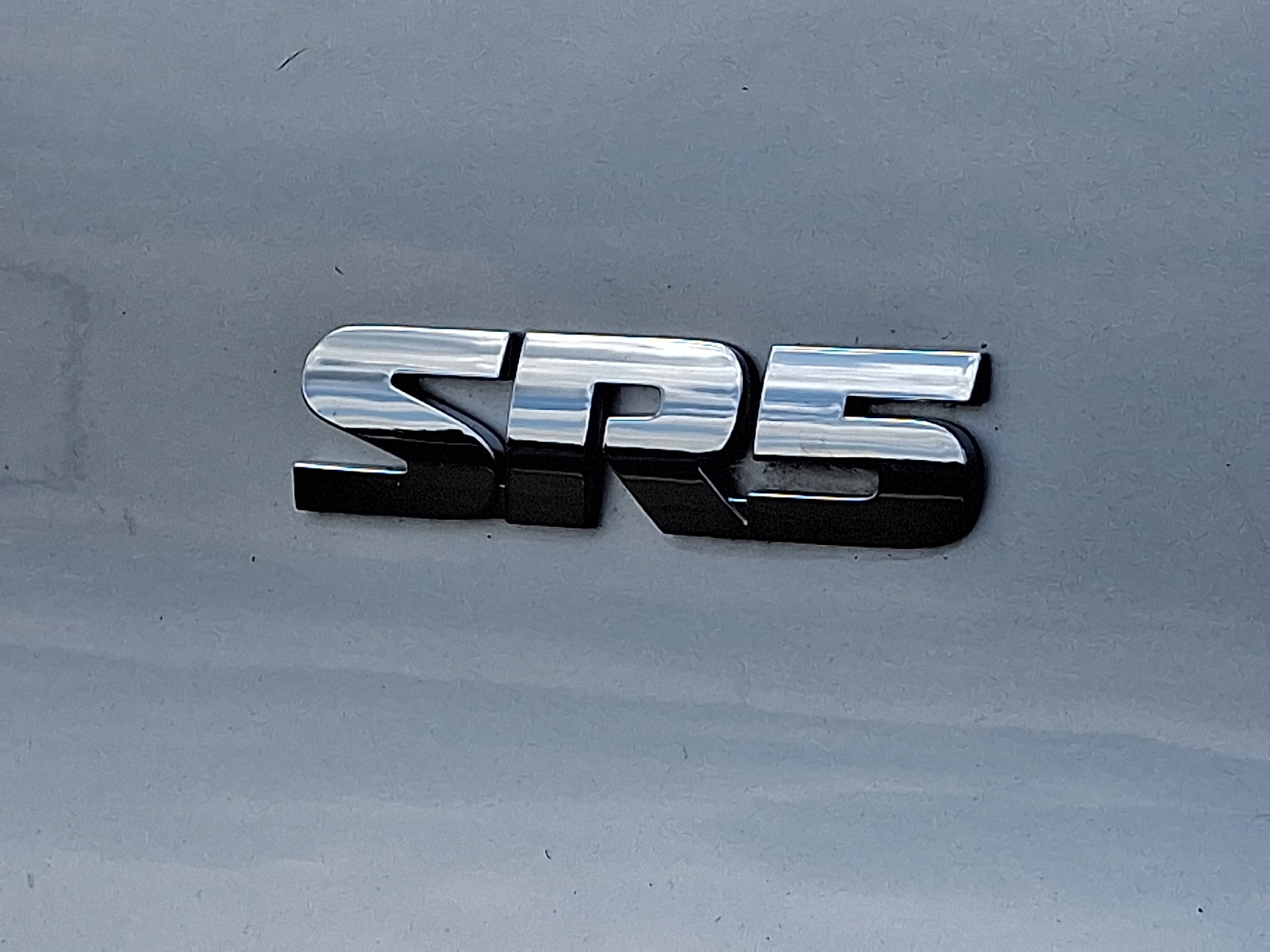 2018 Toyota 4Runner SR5 photo 24