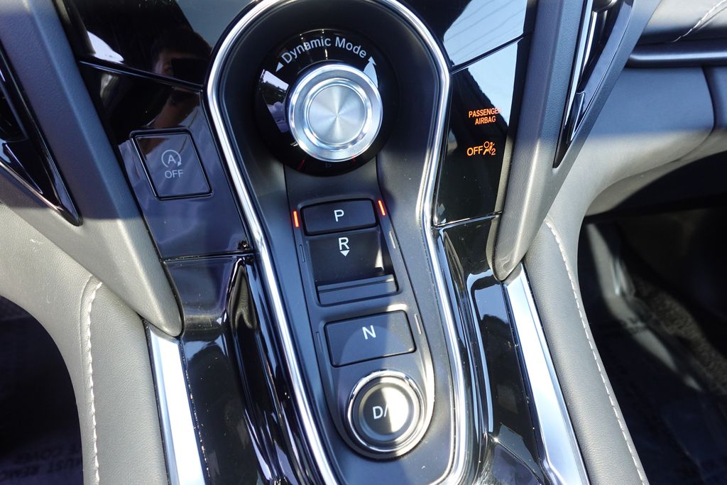 2025 Acura RDX Base photo 17
