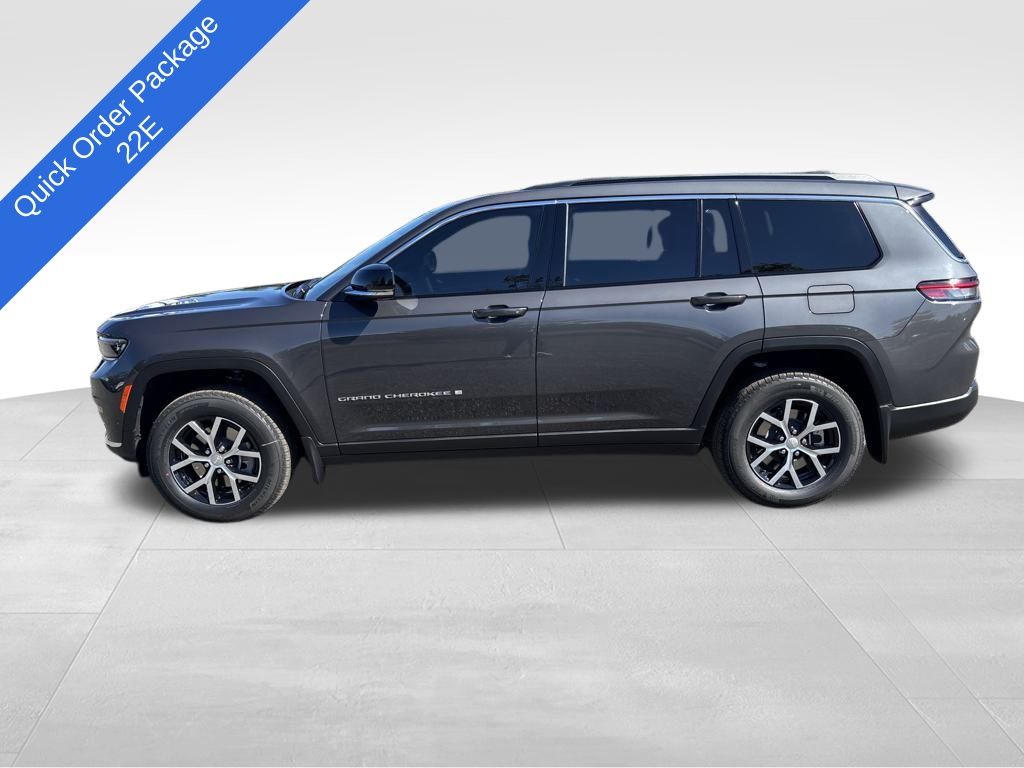2025 Jeep Grand Cherokee Limited photo 2