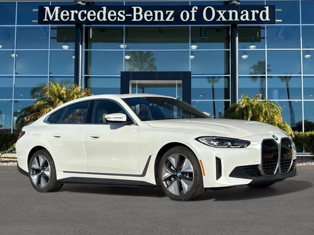 2023 BMW i4 35's photo