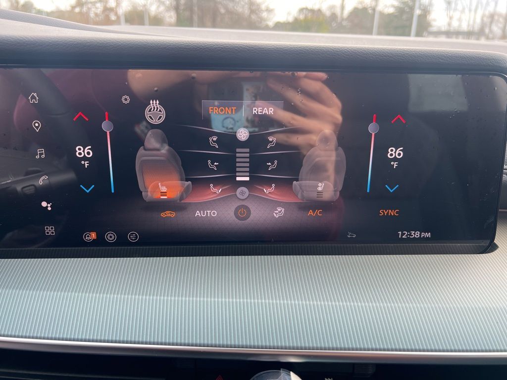 2025 Nissan Murano Platinum photo 11