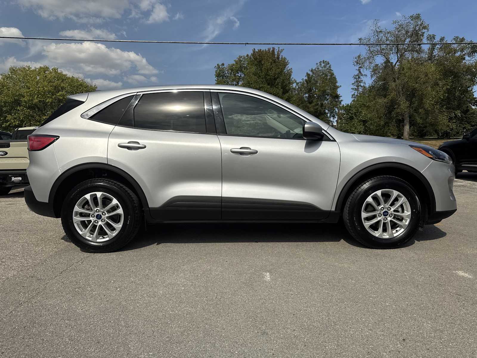 2020 Ford Escape SE photo 4