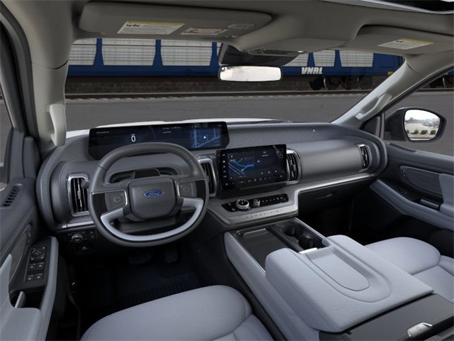 2025 Ford Expedition MAX Platinum photo 9
