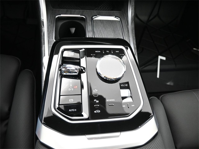 2025 Bmw 740i xDrive photo 3