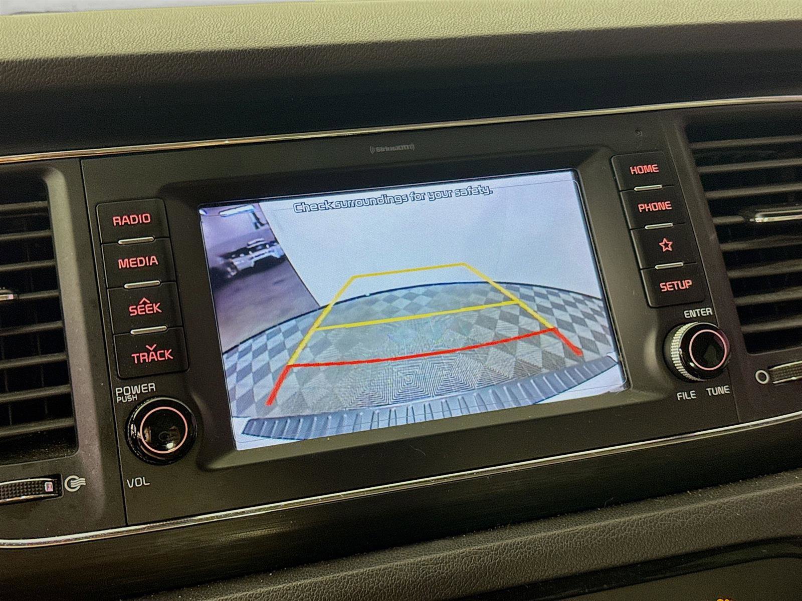 2021 Kia Sedona EX photo 15