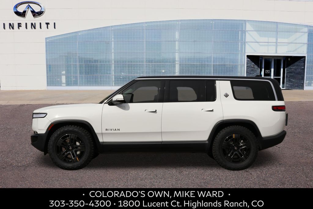 2024 Rivian R1S Adventure photo 2