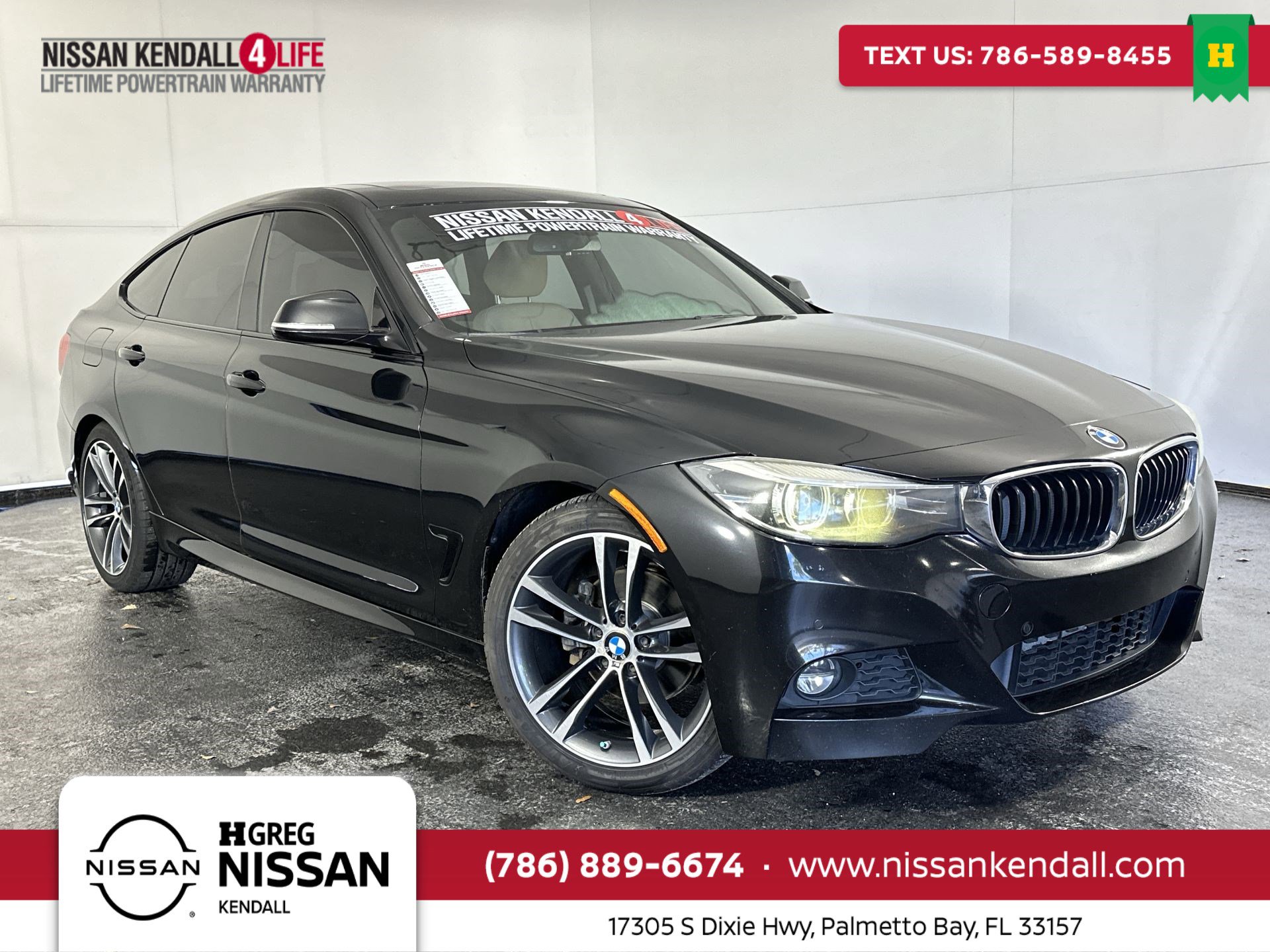 2017 BMW 3 Series 330i's photo