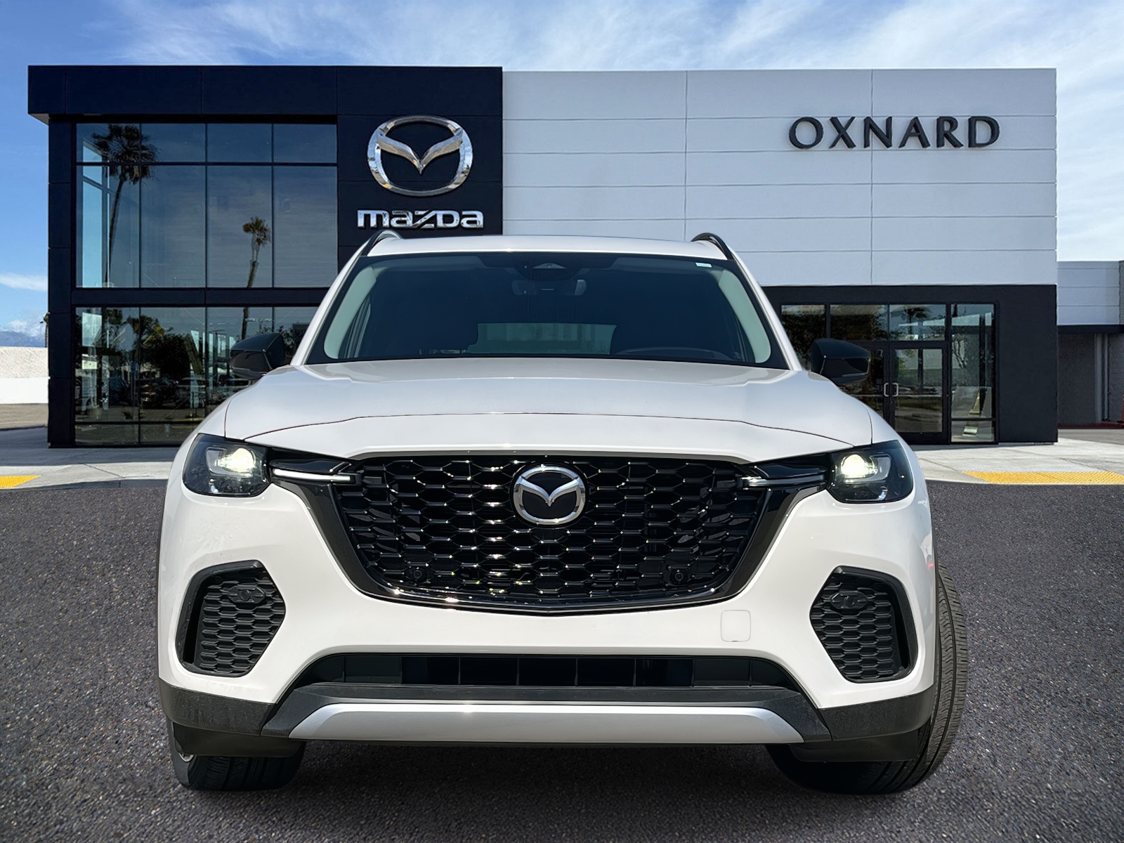 2025 Mazda CX-70 Plug-in Hybrid Premium photo 2