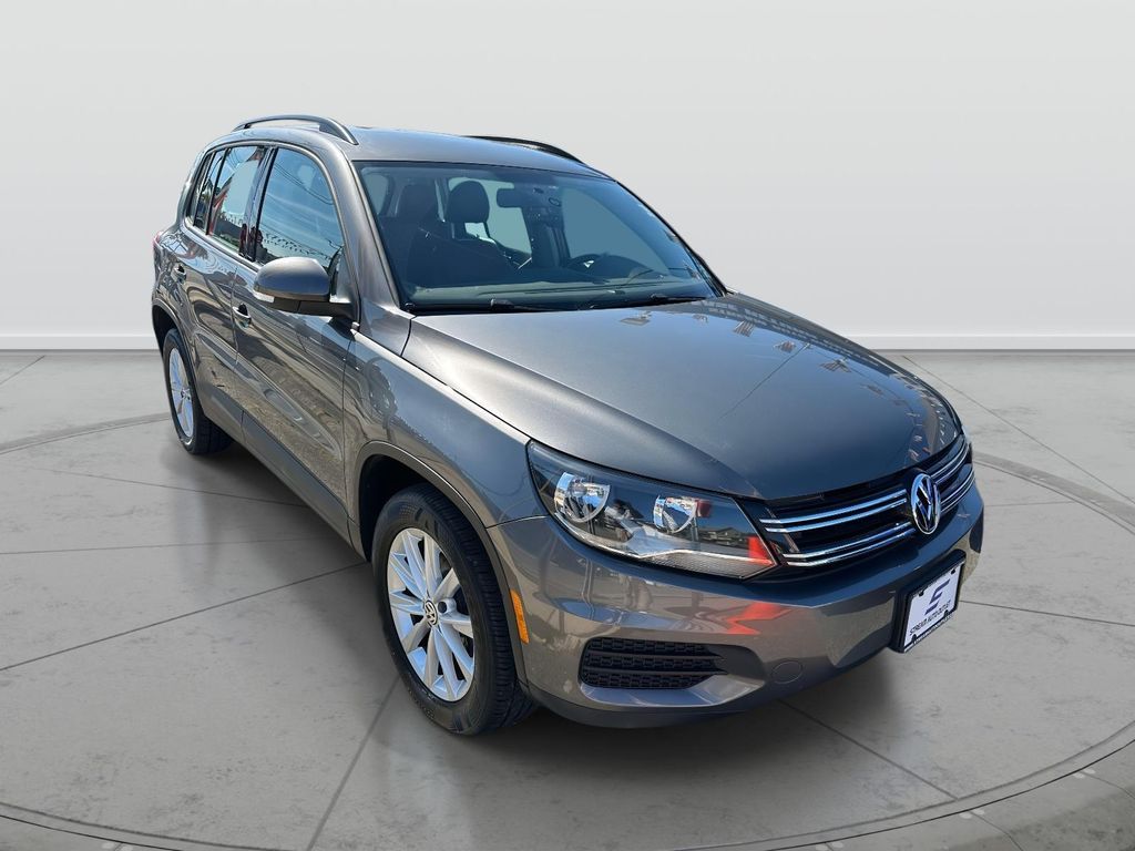 2018 Volkswagen Tiguan Limited Base's photo