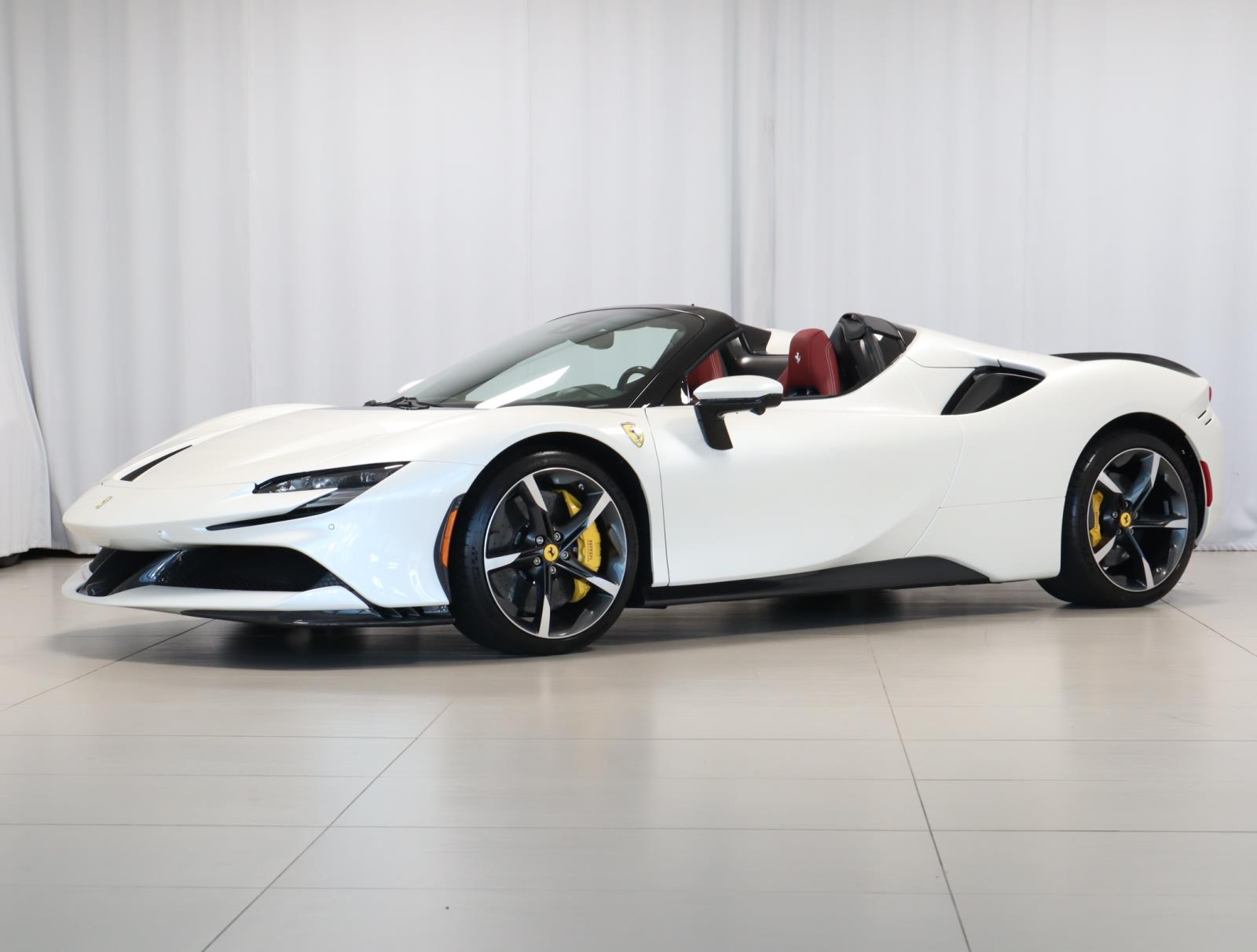 2023 Ferrari SF90 Base's photo