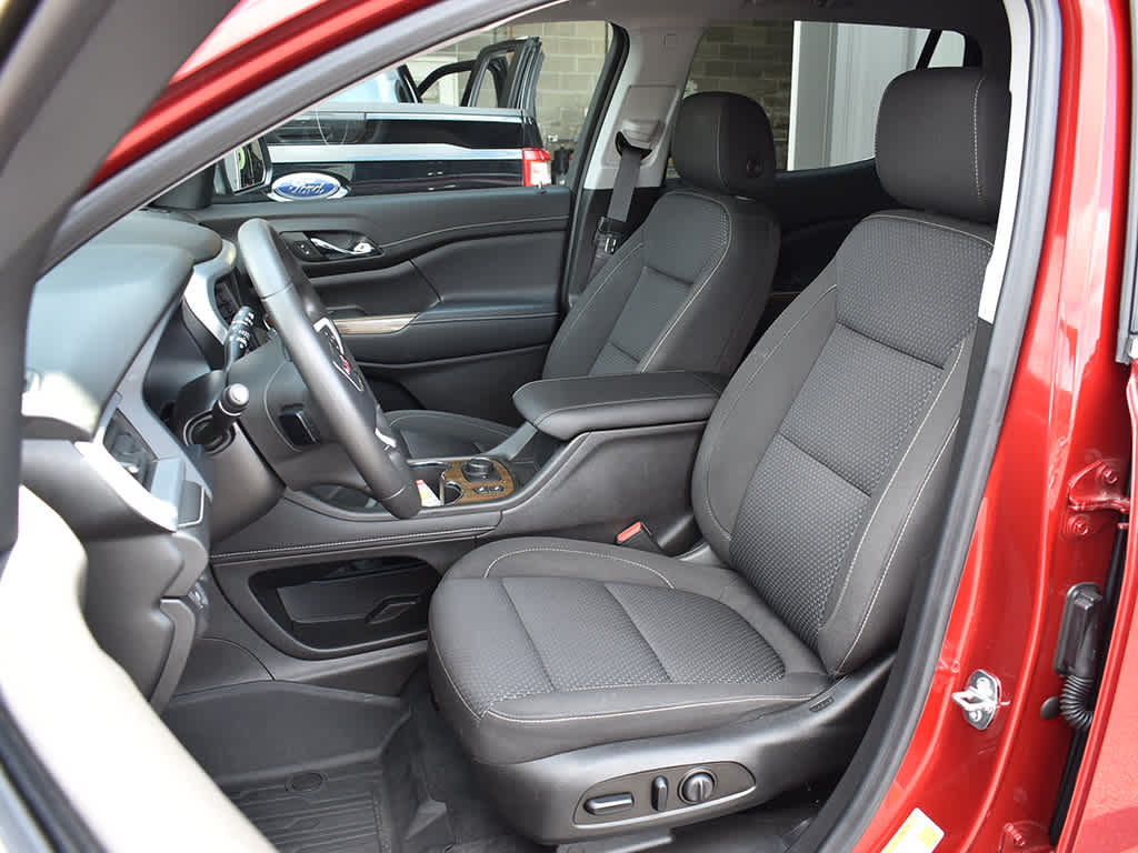 2023 Gmc Acadia SLE photo 4