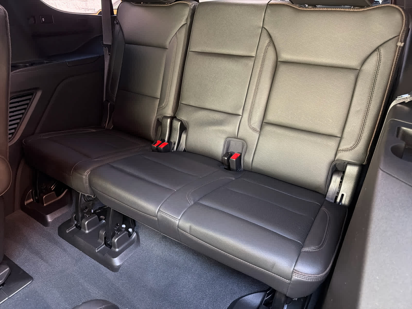 2021 Chevrolet Tahoe High Country photo 15