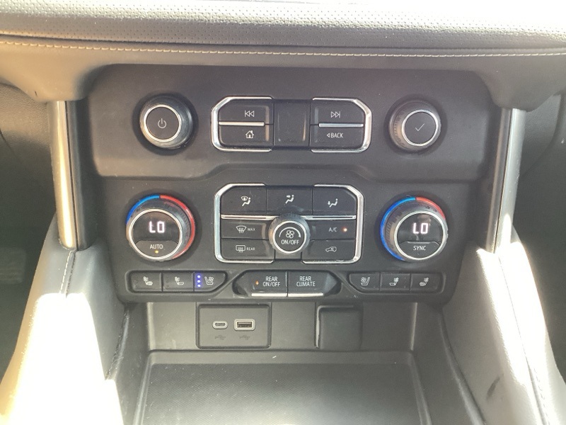 2023 Chevrolet Tahoe Premier photo 21