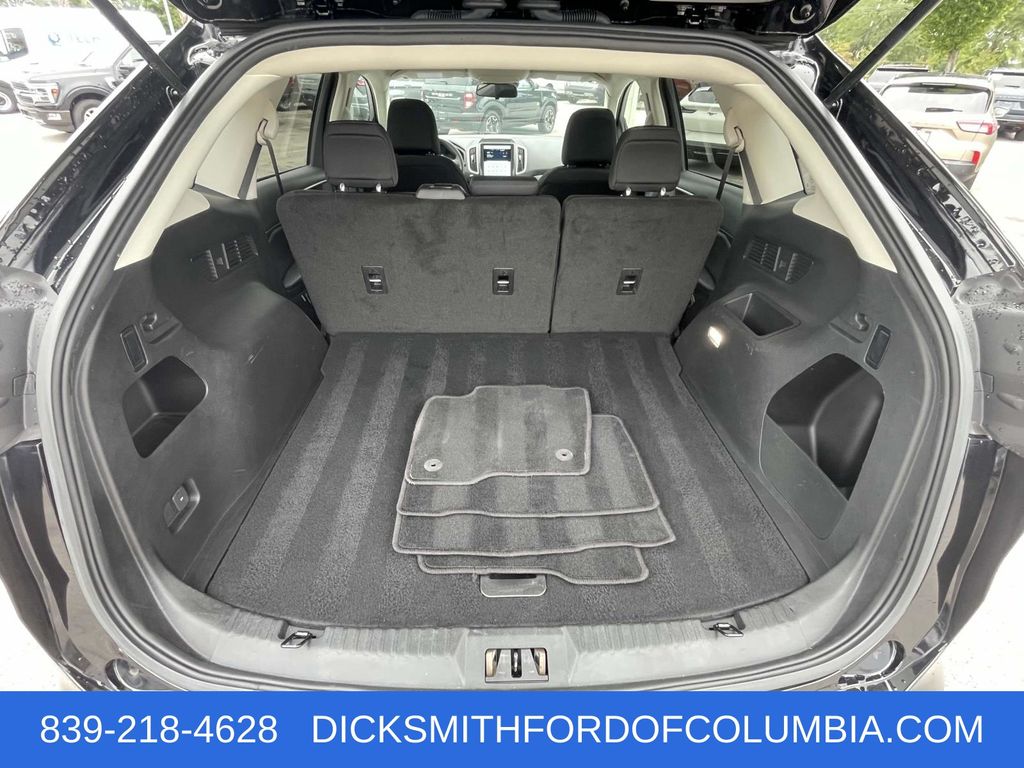 2024 Ford Edge SE photo 4