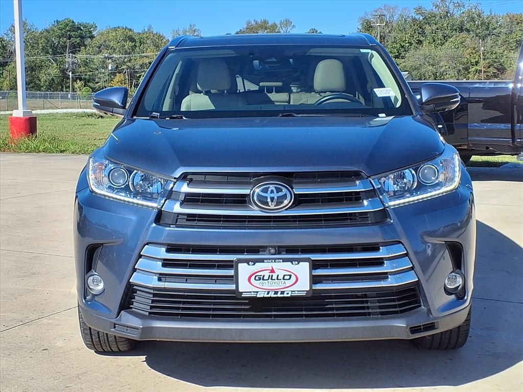 2019 Toyota Highlander Limited Platinum photo 4