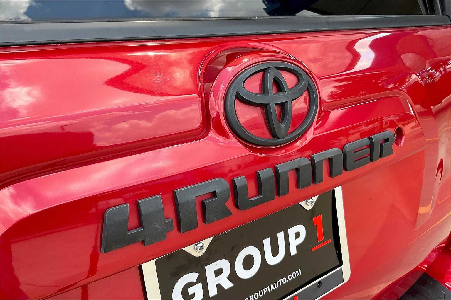 2019 Toyota 4Runner SR5 Premium photo 29