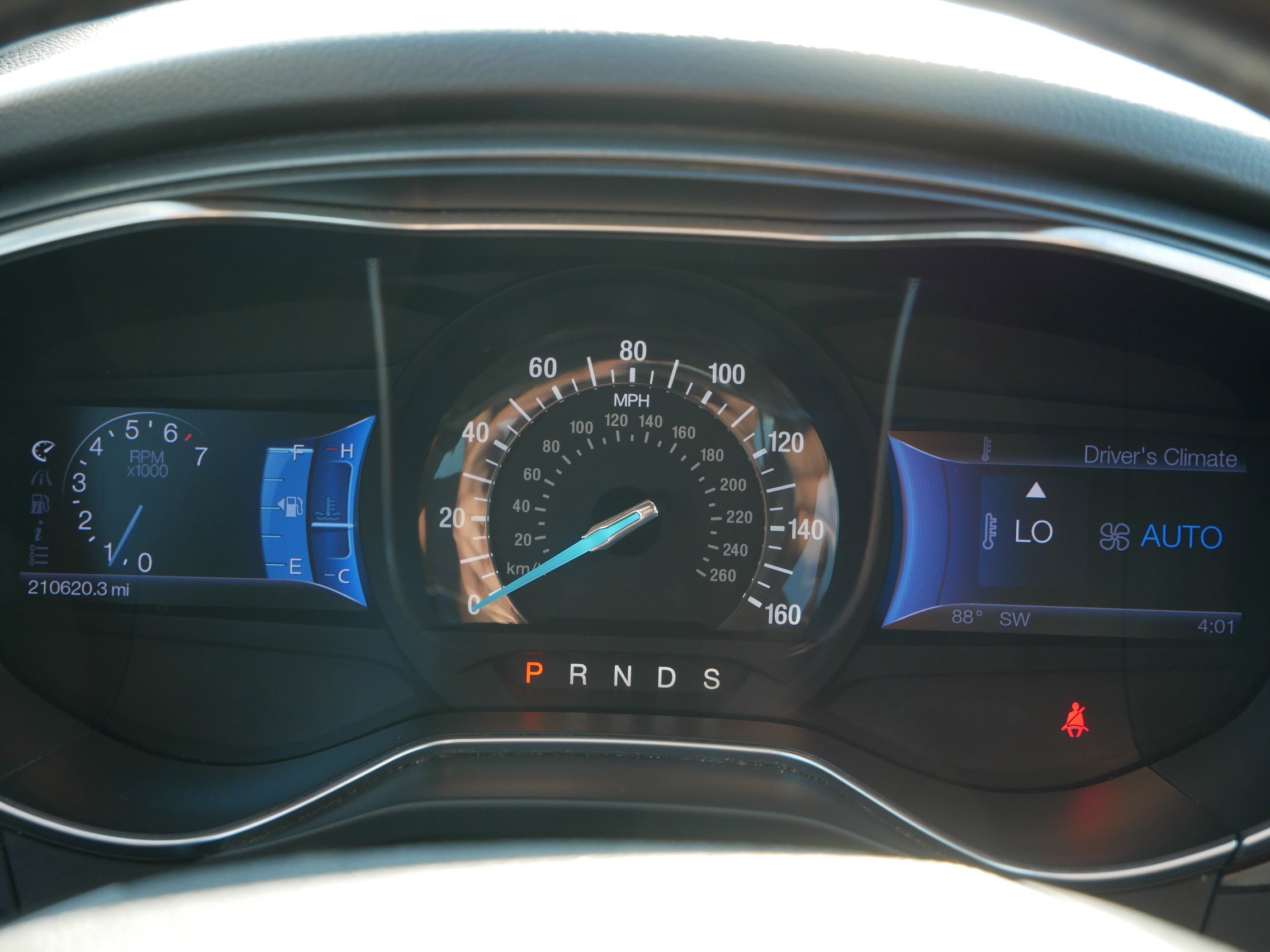 2013 Ford Fusion Titanium photo 21