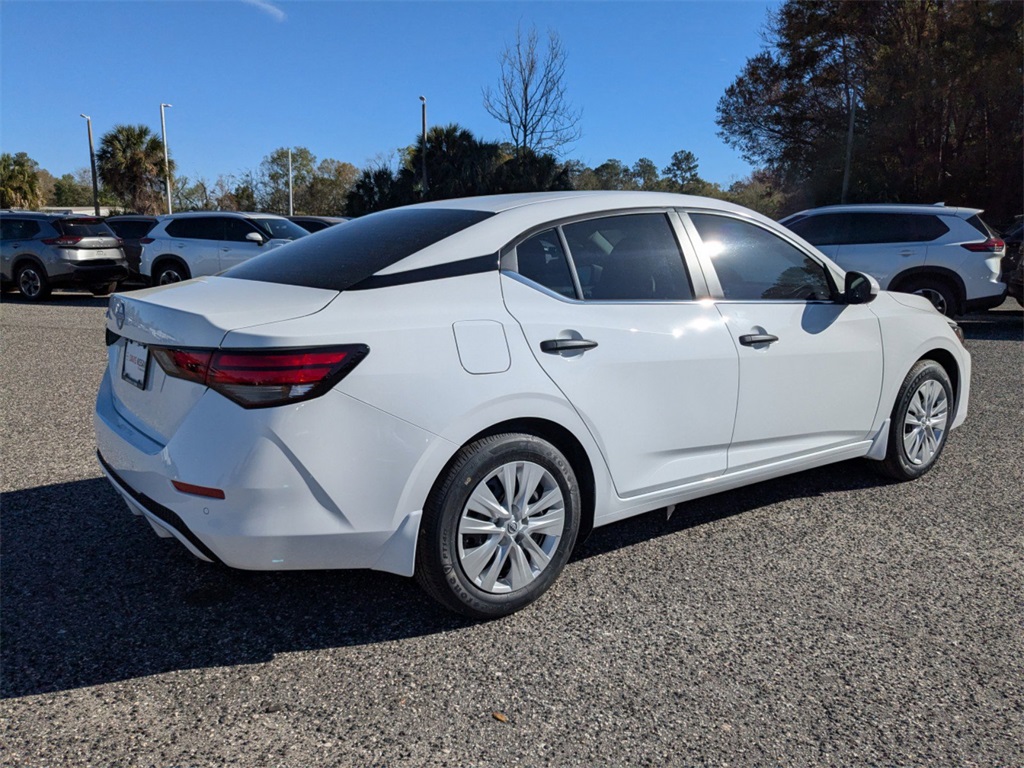 2025 Nissan Sentra S photo 4