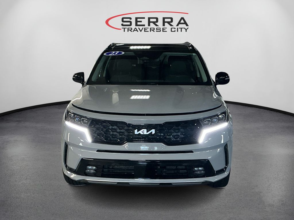 2023 Kia Sorento SX photo 2