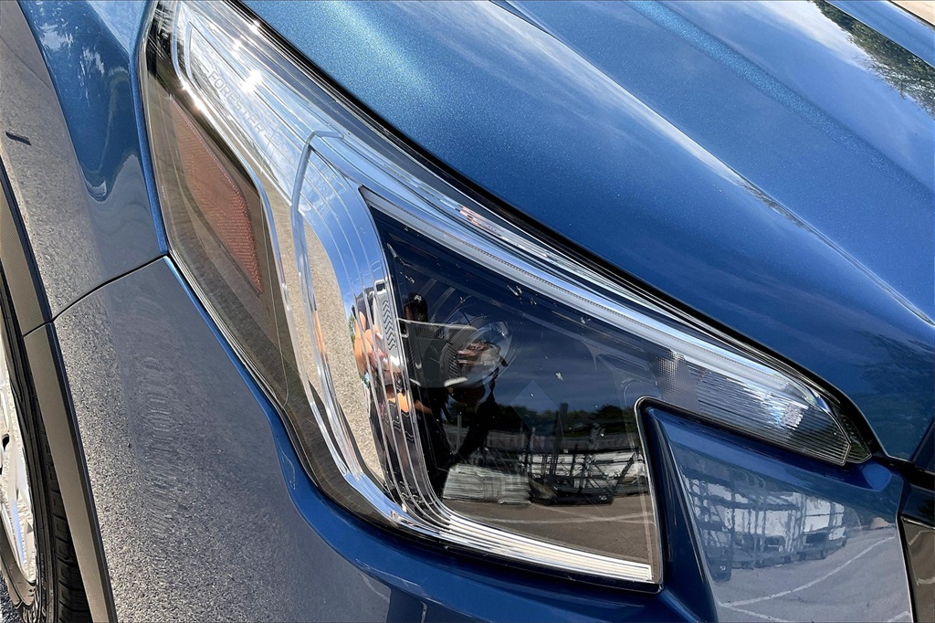 2022 Subaru Forester Base photo 27
