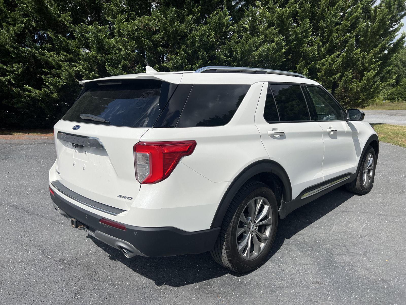 2022 Ford Explorer Limited photo 3