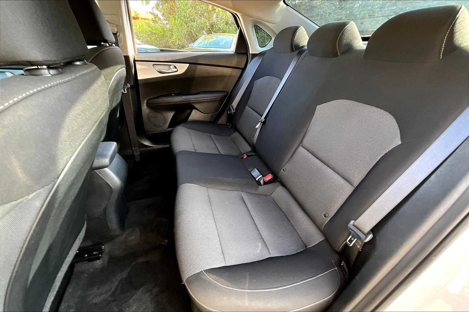 2024 Kia Forte LXS photo 18