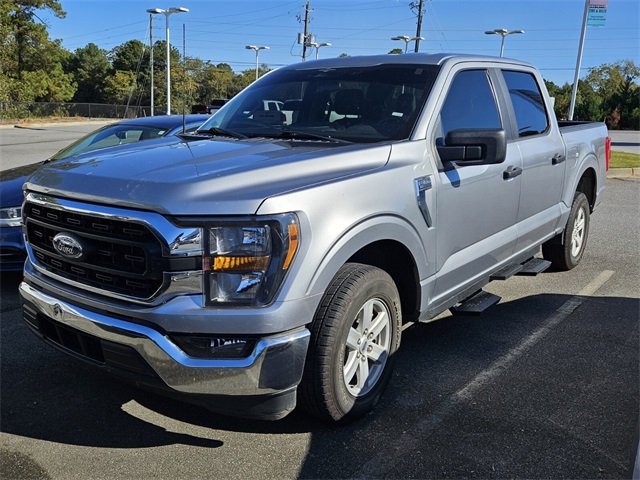 2023 Ford F-150 XLT photo 3