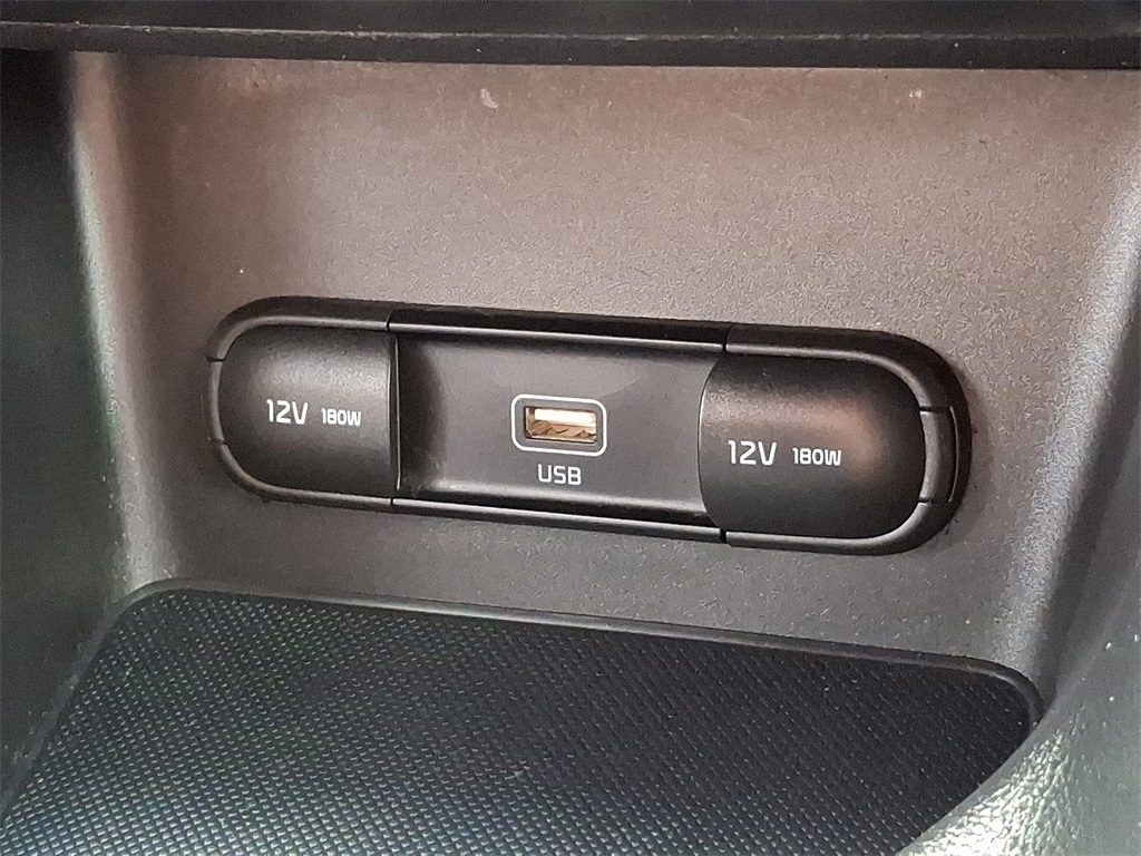 2020 Kia Sportage S photo 20