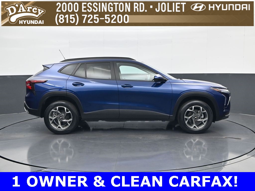 2024 Chevrolet Trax LT photo 4