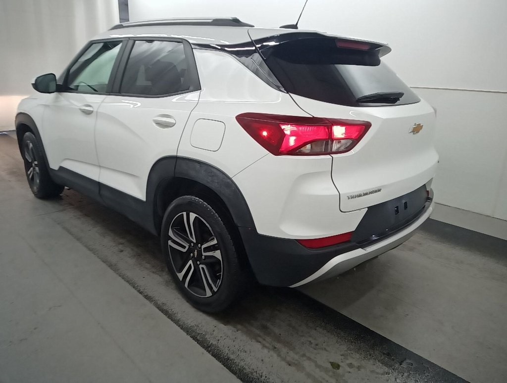 2023 Chevrolet Trailblazer LT photo 3