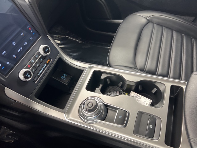 2022 Ford Edge SEL photo 19