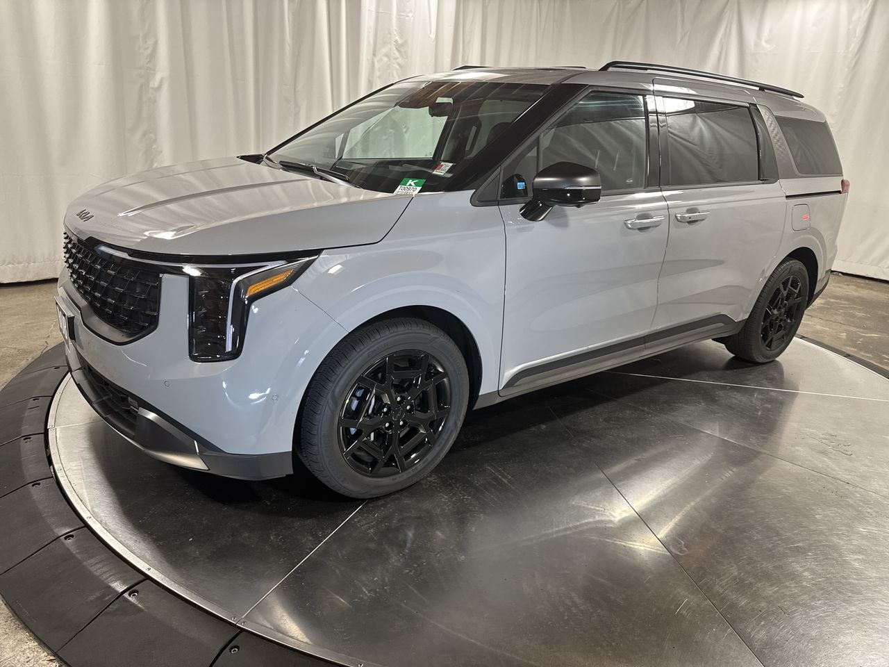 2026 Kia Carnival SX Prestige's photo