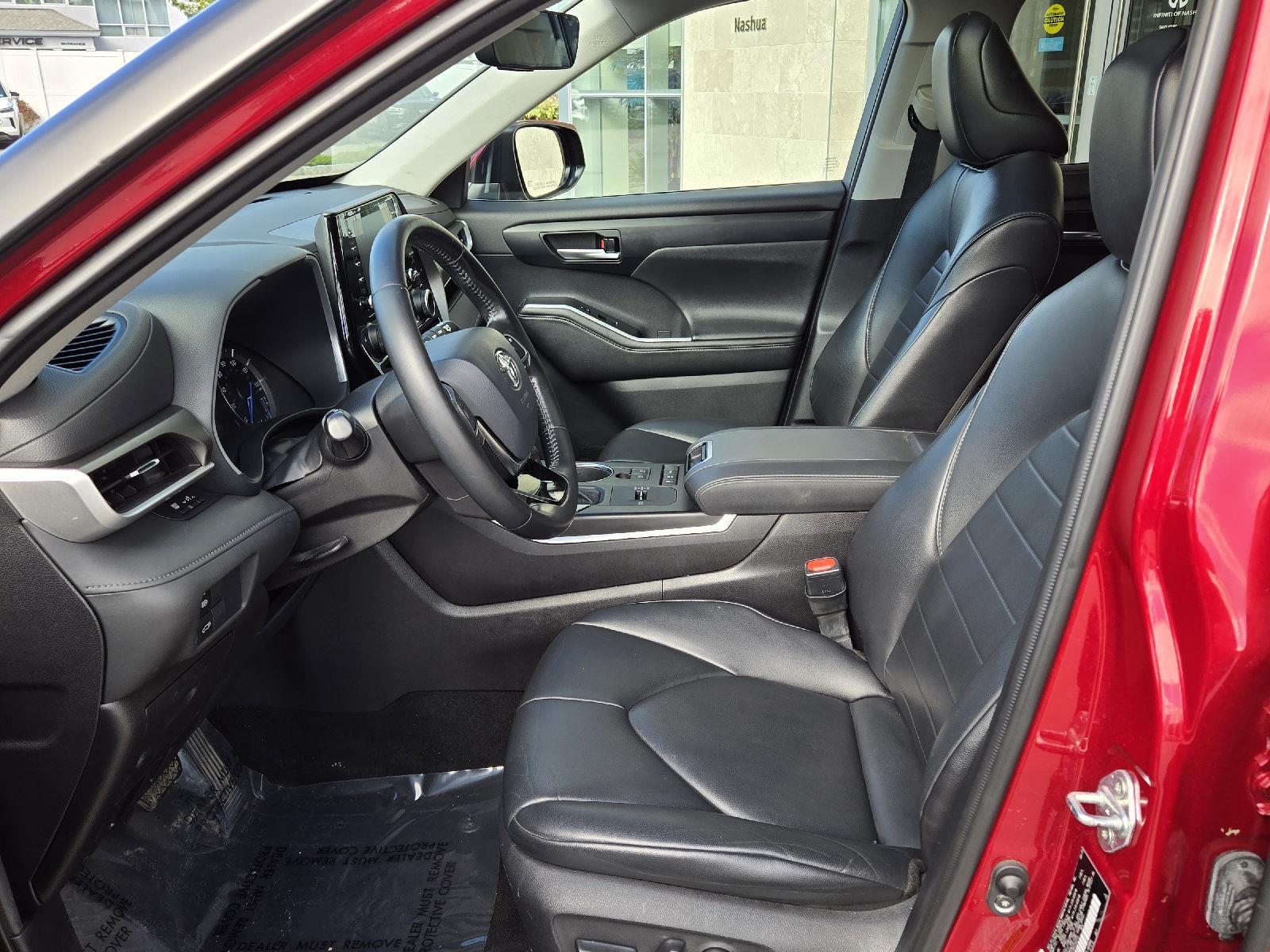 2021 Toyota Highlander Hybrid XLE photo 4