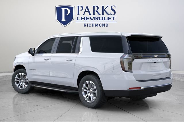 2025 Chevrolet Suburban LT photo 3