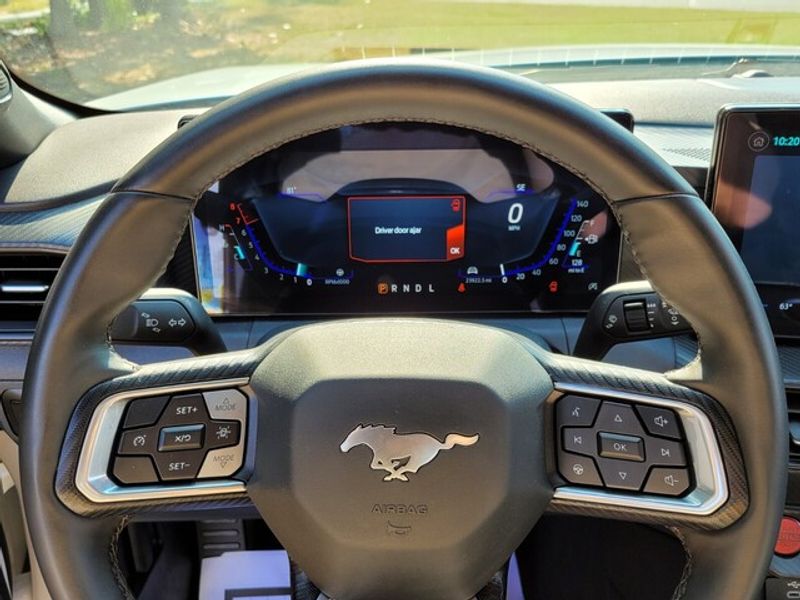 2024 Ford Mustang EcoBoost photo 20