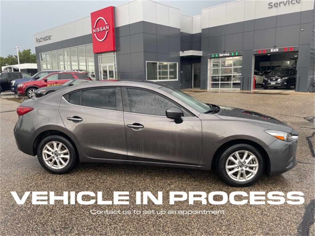 2018 Mazda Mazda3 Sport photo 2