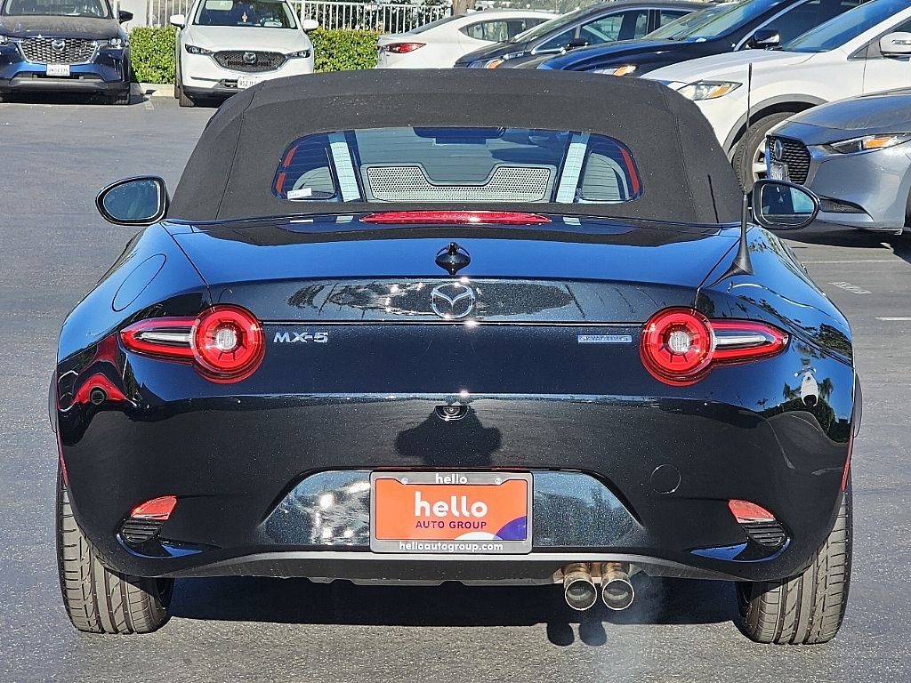 2025 Mazda MX-5 Miata Miata Grand Touring photo 11