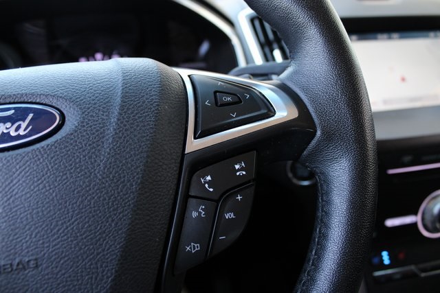 2019 Ford Edge Titanium photo 11