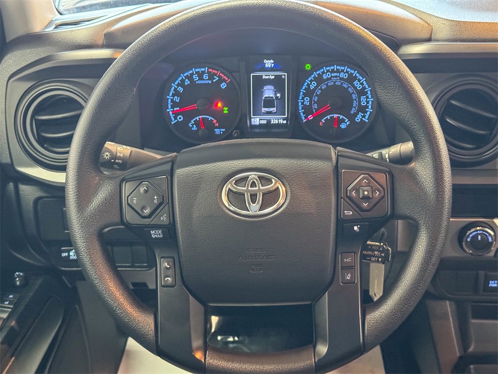 2022 Toyota Tacoma SR V6 photo 31