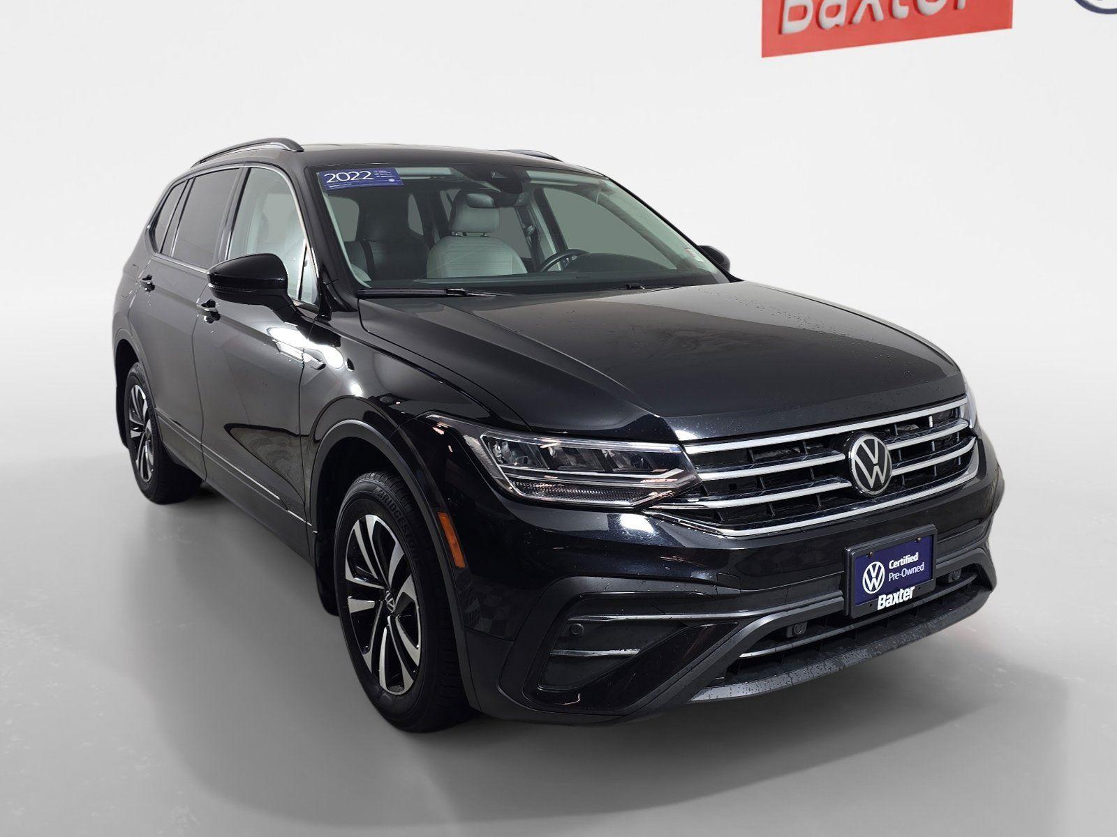 2022 Volkswagen Tiguan S's photo