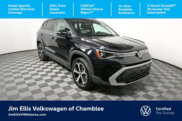 2025 Volkswagen Taos SEL's photo