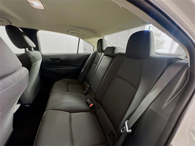 2023 Toyota Corolla LE photo 17