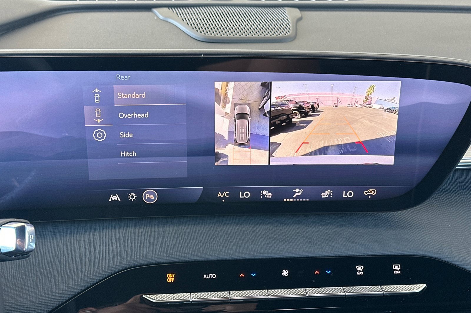 2026 Buick Enclave Preferred photo 17