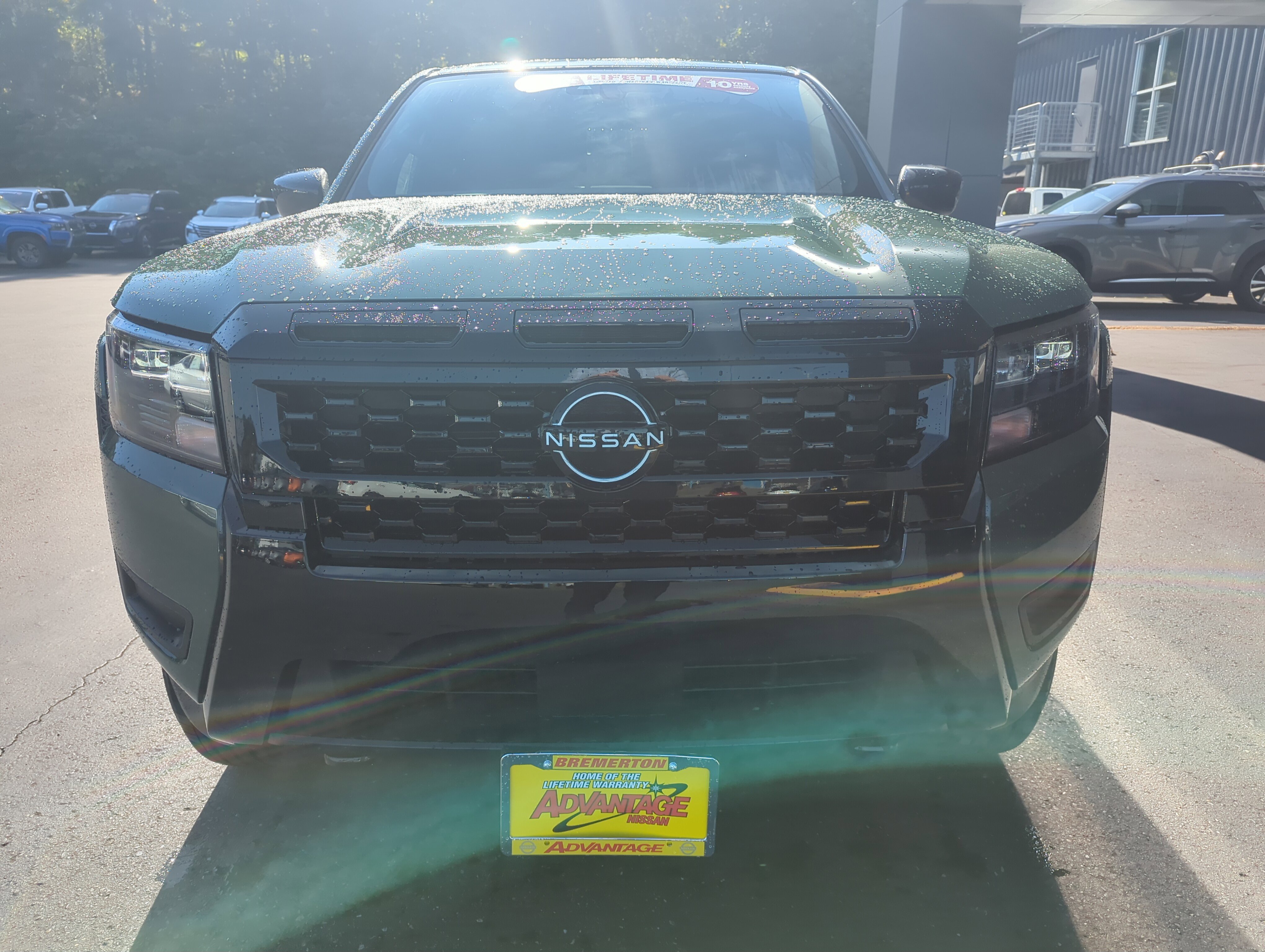 2026 Nissan Frontier SV photo 2