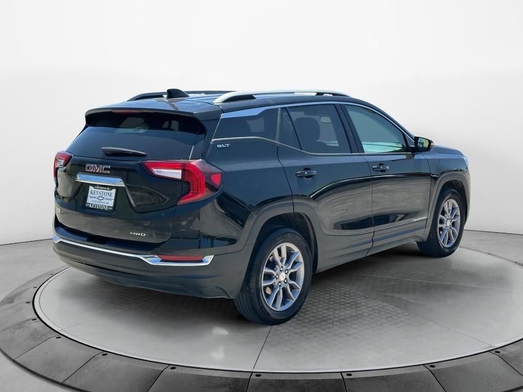 2024 Gmc Terrain SLT photo 3